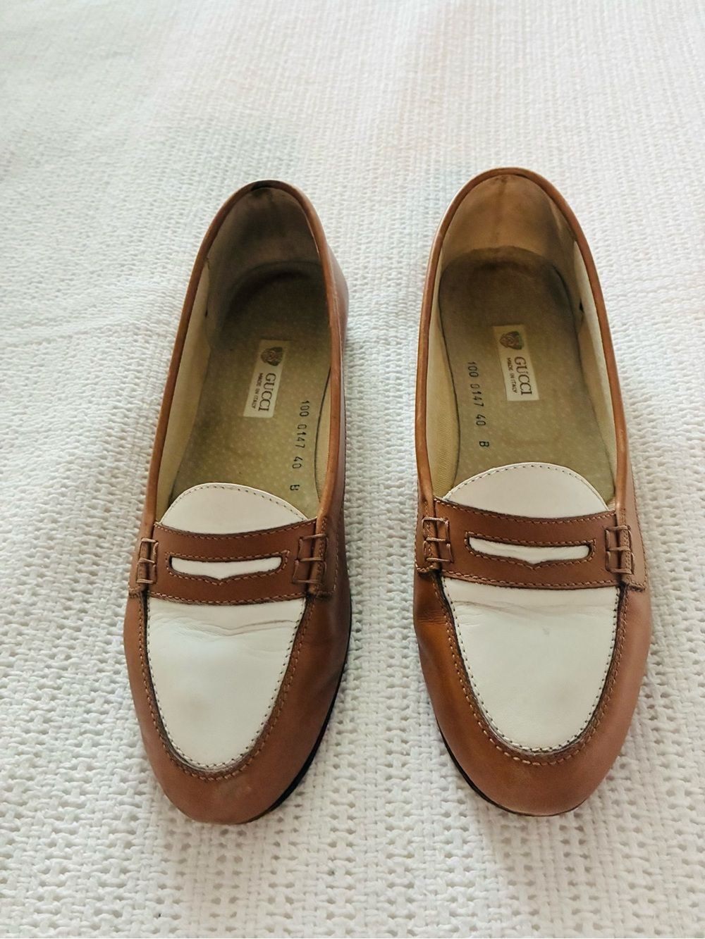 **RARE** Gucci Women’s Two-Tone Leather Penny Loafers in Brown & Cream